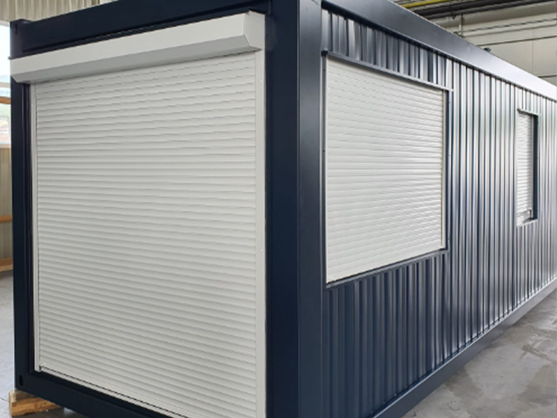 module-container-20-pieds-amenage-garage-moto